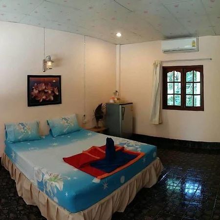 Subtawee Resort Surat Thani Exterior foto
