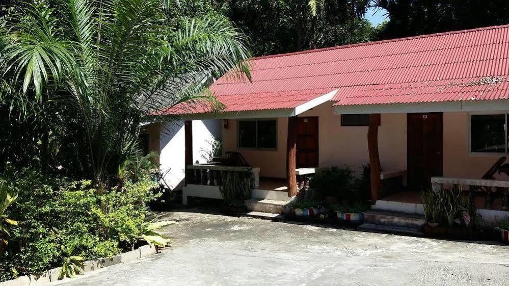 Subtawee Resort Surat Thani Exterior foto
